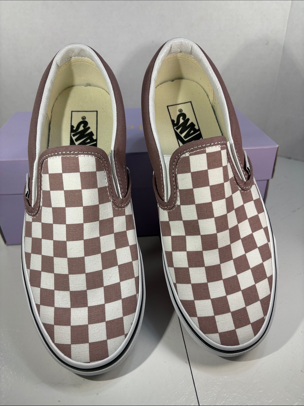 NWT Vans Classic Checkerboard Slip-Ons in Mauve and White Women’s 7.5